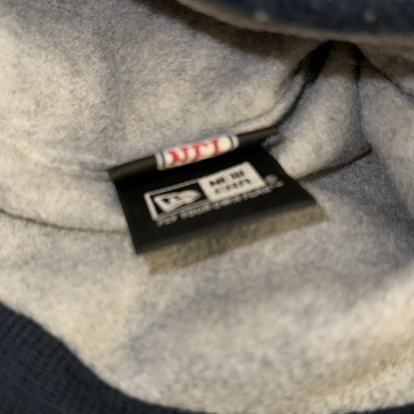 NFL NEW ERA COWBOYS BEANIE - Picture 4 of 4